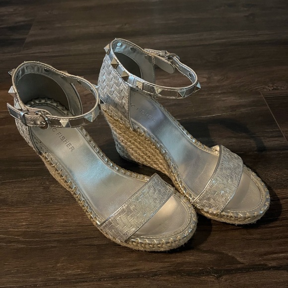 Marc Fisher Metallic Silver Wedge Sandals - Picture 6 of 8